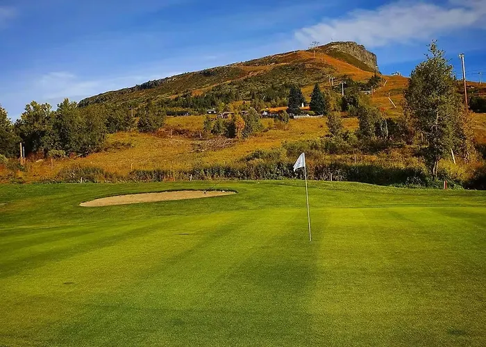 Log Cabin With Panoramic Views At Skeikampen *